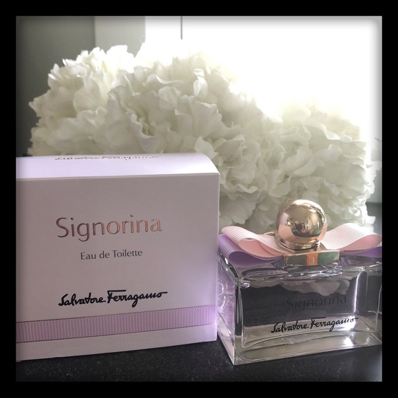 Salvatore Ferragamo Signorina Eau de Toilette - Picture 1 of 5
